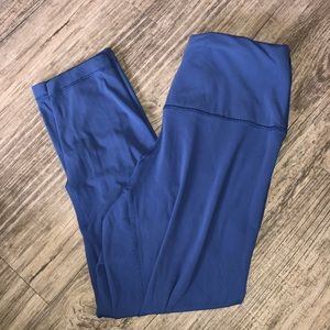 Blue crop leggings!!